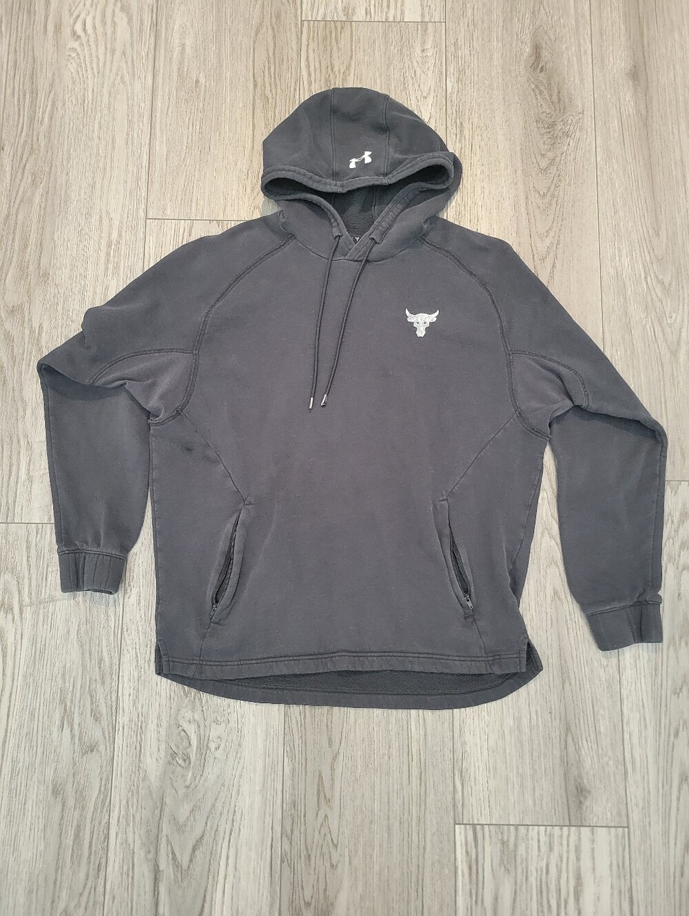 Under Armour Men’s Black Hooded Pullover Sweatshirt with Logo Size Large (L)
